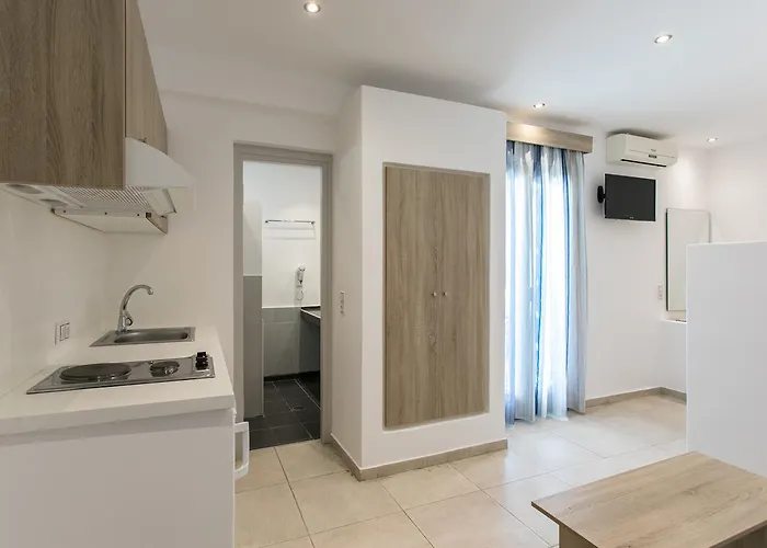 Апарт-отель Naxos Colosseo 3*